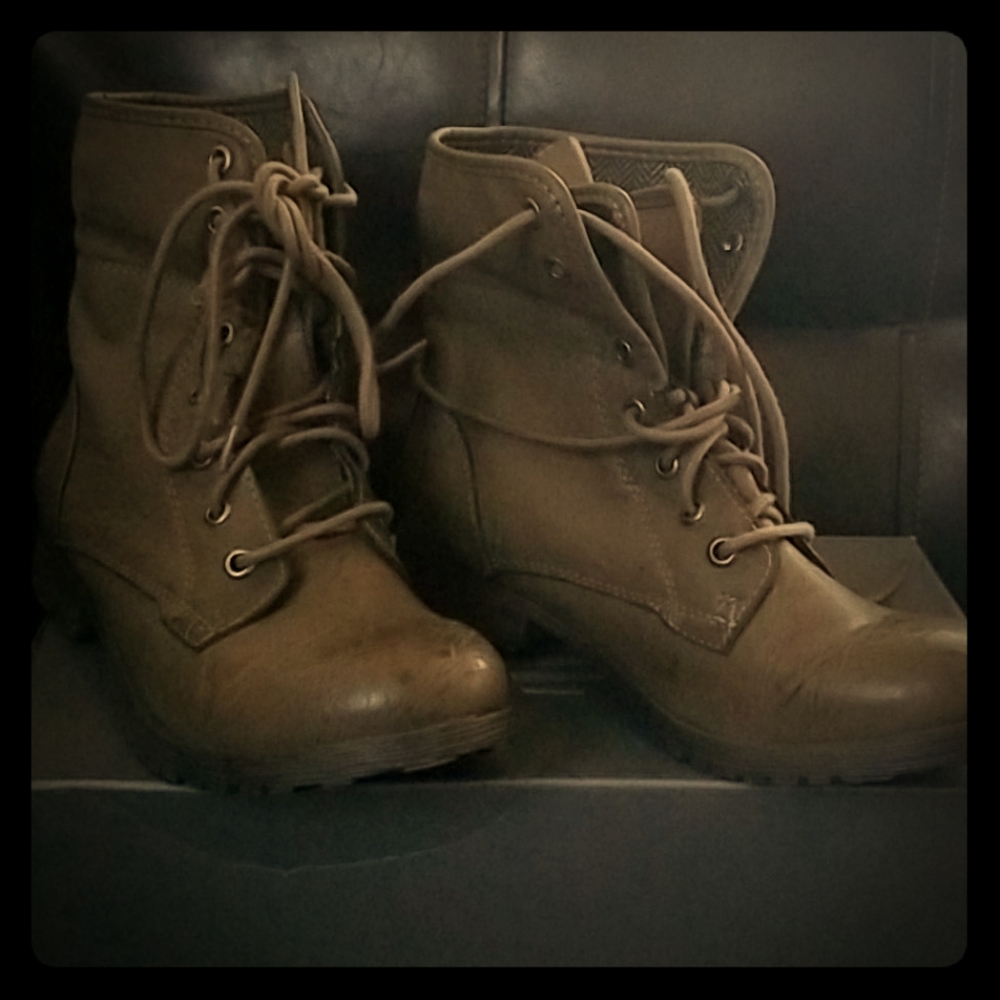 ROCK AND CANDY BOOTS